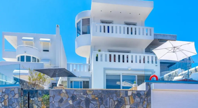 Cape Villa at Sounio, Забронировать Вилла Отели Attica Riviera с бассейном, Бассейн