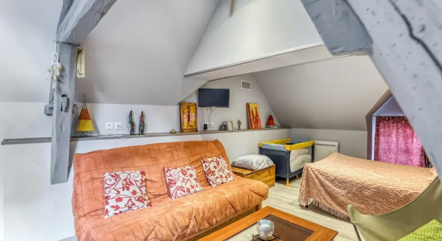 Apartment With one Bedroom in Romorantin-lanthenay, With Wonderful Cit, Забронировать Апартаменты/квартира Отели Роморантен-Лантене с парковкой, Парковка