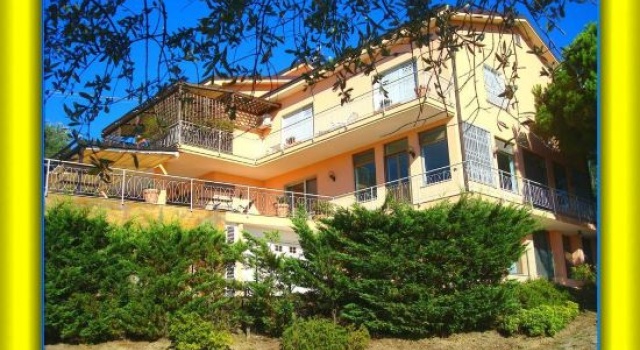Villa Sole, Забронировать Вилла Отели Ривьера-дей-Фьори с парковкой, Парковка