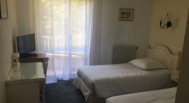 Hôtel Le Mozart, Забронировать Отель Экс-ан-Прованс Буш-дю-Рон