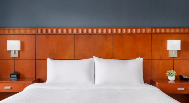 Двухместный номер Standard Courtyard by Marriott Manchester-Boston Regional Airport
