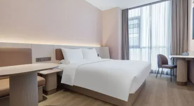 HanTing Hotel (Chengdu Longquanyi Dong'an Lakeside)