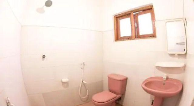 Rupas Hotel, Book Hotel Arugam Ampara District