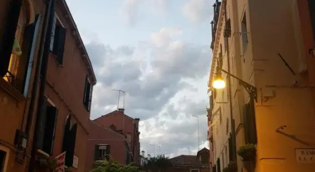 golden place