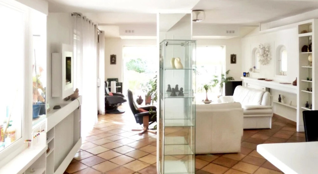 Villa With 3 Bedrooms in Roquefort-les-pins, With Private Pool, Enclos, Забронировать Вилла Отели Приморских Альпы с парковкой, Парковка