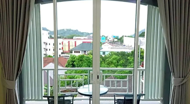 Трёхместный номер Deluxe The Royal P Phuket - SHA Plus