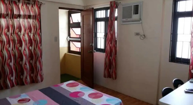 Студия Budget Studio Unit in Makati