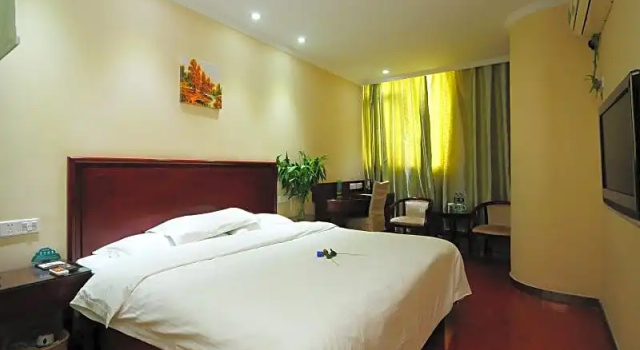 Номер Standard GreenTree Inn Anhui Hefei Railway Station Qinggong Mall Express Hotel