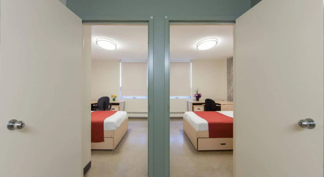 MacEwan University Residence, Забронировать Отель Эдмонтон Эдмонтон, рядом с Арена «Роджерс Плэйс»