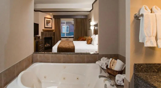 Люкс The Rundlestone Lodge
