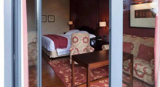Двухместный номер Standard с балконом CoolRooms Palacio de Luces
