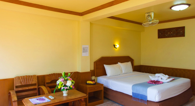 Двухместный номер Standard Haad Yao Bayview Resort & Spa - SHA plus Certified