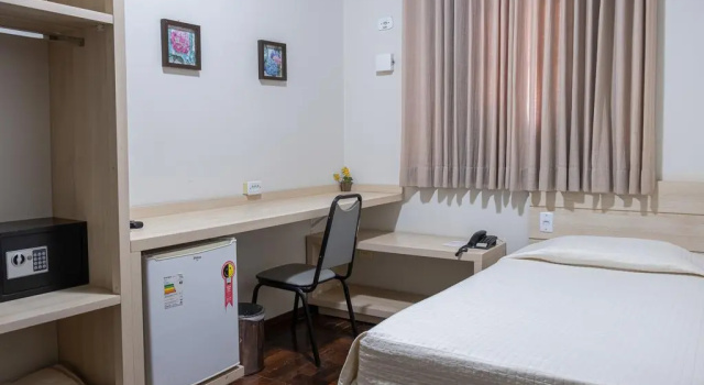 Hotel Santa Maria, Забронировать Отель Кампу-Моран Парана