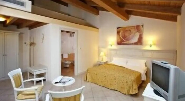 Hotel Gabarda, Забронировать Отель Карпи Эмилия-Романья