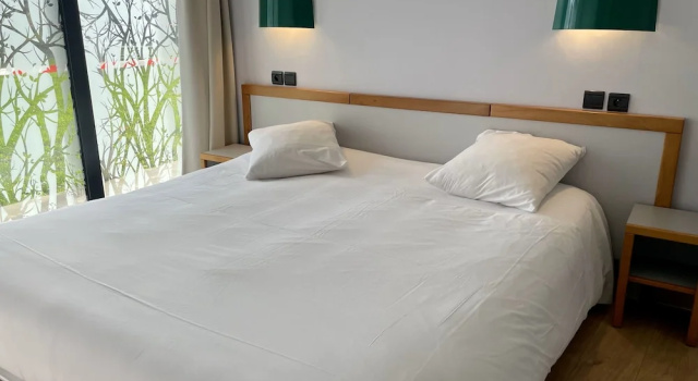 Logis Hôtel Le Keréden, Забронировать Отель Локарн 