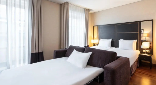 Трёхместный номер Standard Eurostars das Artes