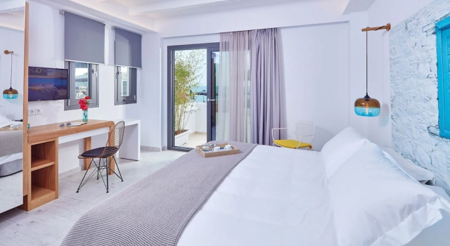 Двухместный номер Deluxe Цокольный этаж с балконом Icon Suites by the sea