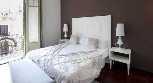 You Stylish Comfort Apartments, Забронировать Апартаменты/квартира Отели Барселоны с парковкой, Парковка