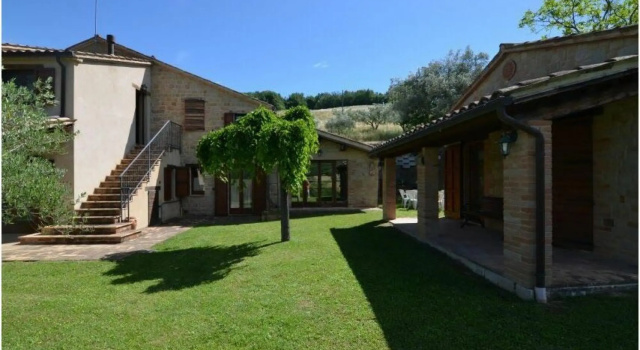 La Villa In Collina - La Villa In Collina, Rezervați Vilă Gualdo Marche