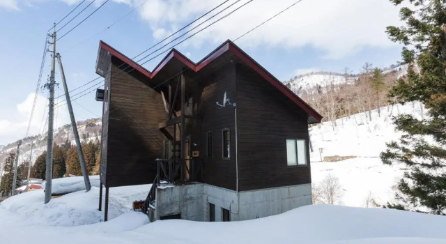 Коттедж с 3 комнатами Nozawa House