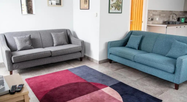 Swansea Valley Holiday Cottages, Book Feriehus Cilybebyll 