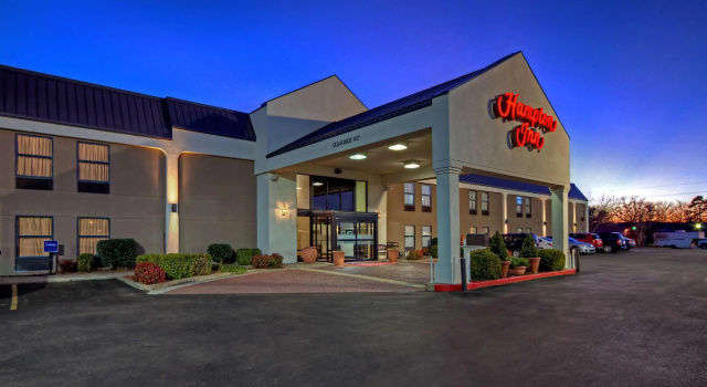 Hampton Inn Russellville