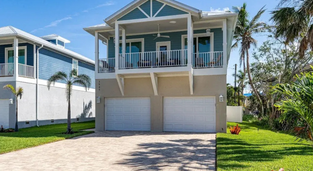 Welcome to 5545 Palmetto Street All NEW! Just Built! Book It NOW! home, Book Feriehus Fort Myers Area Sommerhuse, Hytte