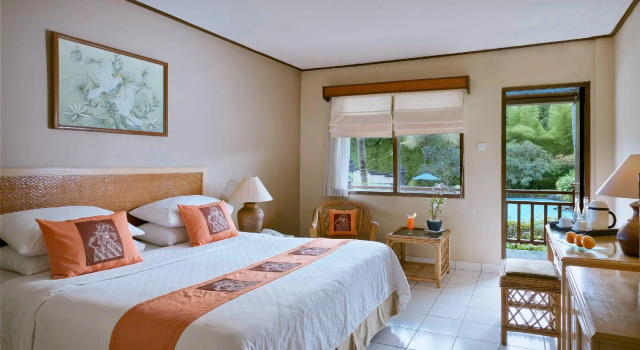 Номер Deluxe The Jayakarta Yogyakarta Hotel & Spa