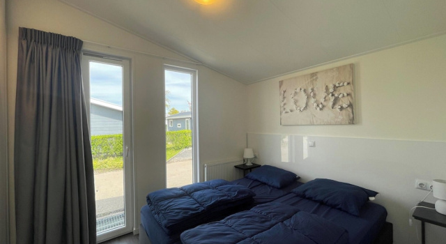 Modern Light Chalet 15km From Alkmaar, Забронировать Шале Алкмар 