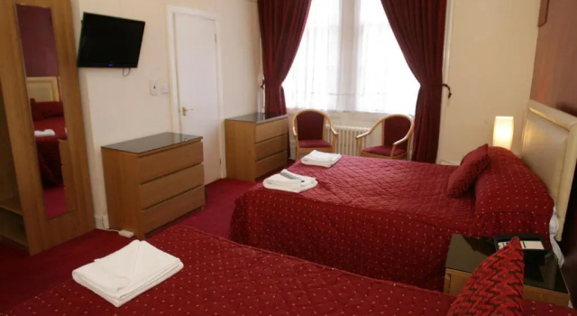 Номер Standard Clifton Hotel