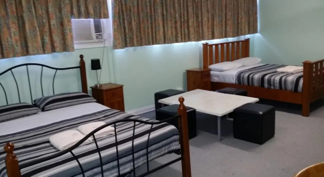 Warners Bay Hotel, 예약 호텔 Warners Bay 레이크 맥쿼리