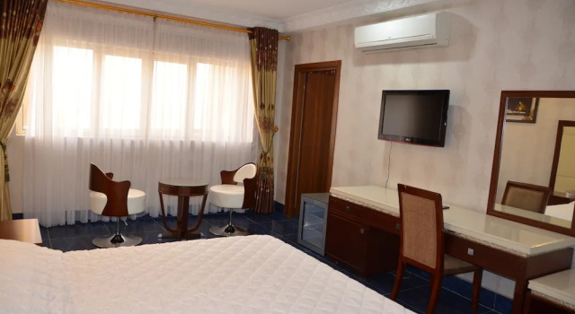 Семейный номер Standard Royal Beach Hotel