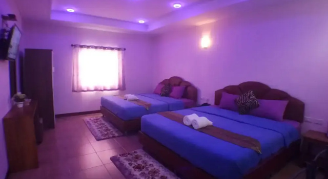 Семейный номер Standard с балконом Hi Tech Resort