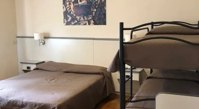 Четырёхместный семейный номер Standard Hotel Ai Tufi