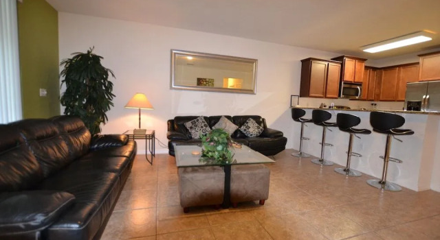 Family Friendly - South Facing Pool - Game Room - Gated - Near Disney, Đặt Nhà nghỉ dưỡng Khách sạn tại Orlando Metropolitan Area có Hồ bơi, Hồ bơi