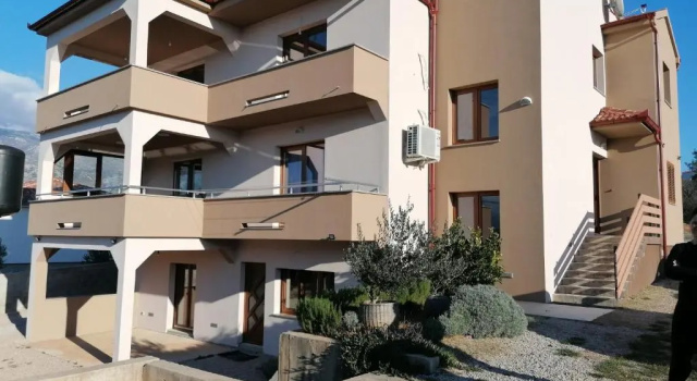 Holiday house Rončević 50 m from sea A1, 예약 호텔 Jasenice Zadar County