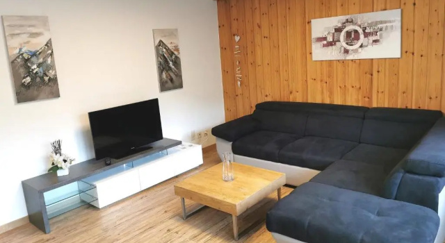 Ferienhaus Adonis, Забронировать Отель Зас-Грунд Saastal