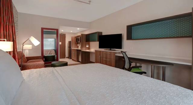 Home2 Suites by Hilton Troy, Rezerwuj Hotel Hotele w Michigan z parkingiem, Parking