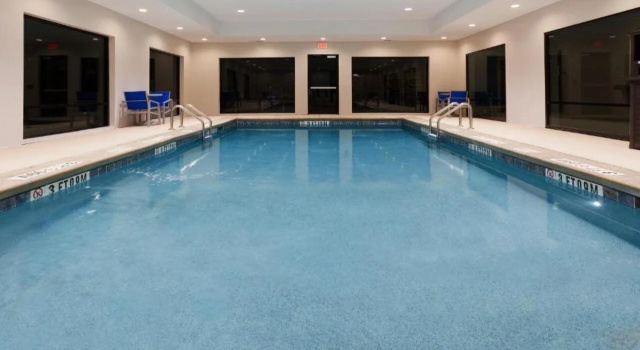 Holiday Inn Express & Suites Fayetteville by IHG, Buchen Sie Hotel Fayetteville Georgia
