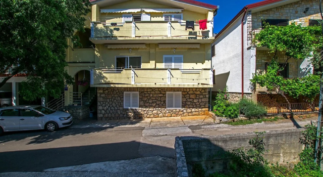 Apartments Danijel-in the Centre of Starigrad, Забронировать Апартаменты/квартира Селине Starigrad-Paklenica Riviera