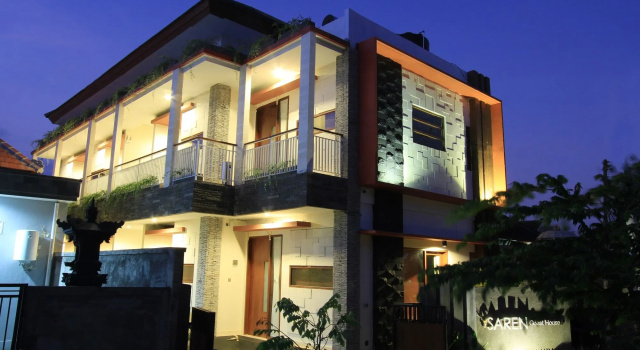 Saren Guesthouse Bali, Забронировать Гостевой дом Отели провинции Бали с парковкой, Парковка