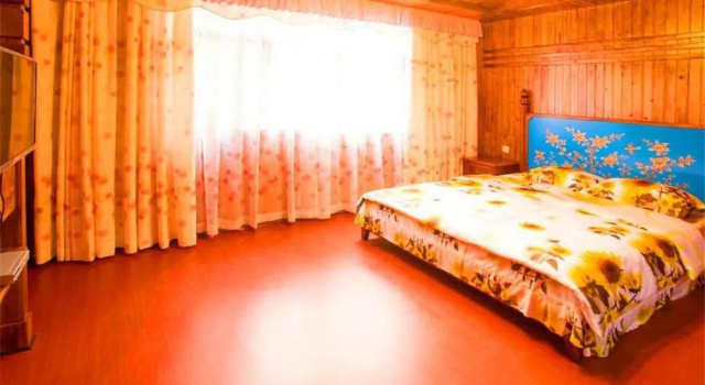 Golden Phoenix Hotel