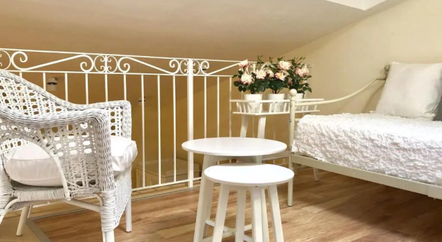 Полулюкс Deluxe Alessia House