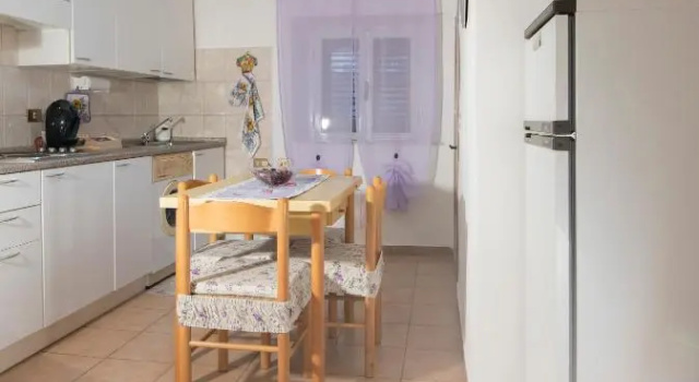 Pomarance Apartment