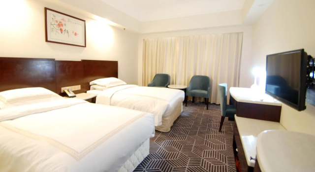 Двухместный номер Standard Overseas Chinese Friendship Hotel