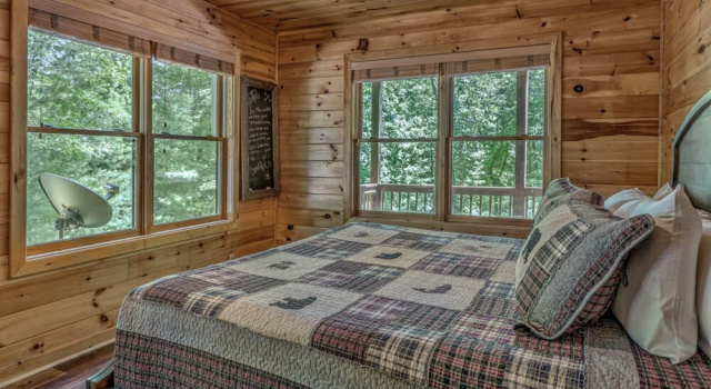 Bear Creek Cabin by Escape to Blue Ridge