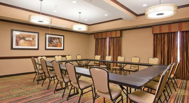 Hampton Inn & Suites New Braunfels, Забронировать Отель Нью-Браунфелс Greater San Antonio