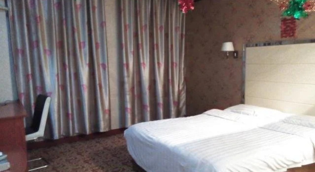 Haitian Business Express Hotel, Boek Hotel Baoding Hebei