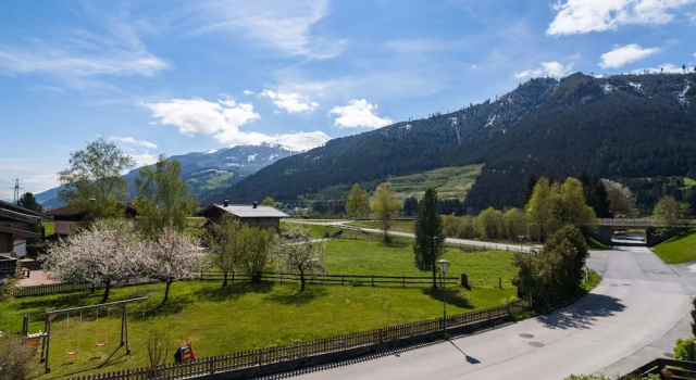 Апартаменты Modern Apartment Near Ski Area