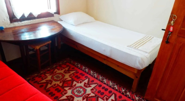 Taksiyarhis Pension